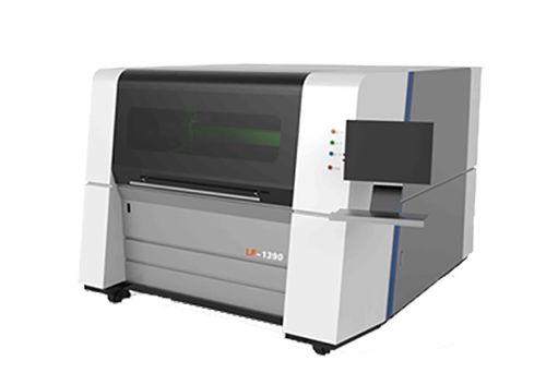 星空体育登录:ST长药涨停成交额268135万元近3日主力净流入-106469万